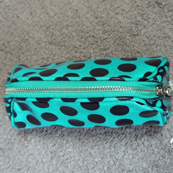 Teal & Black Dome Shaped Cosmetic Case (New) - Picture 4 of 11